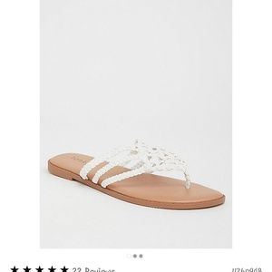 Torrid white thong sandal...nwot
